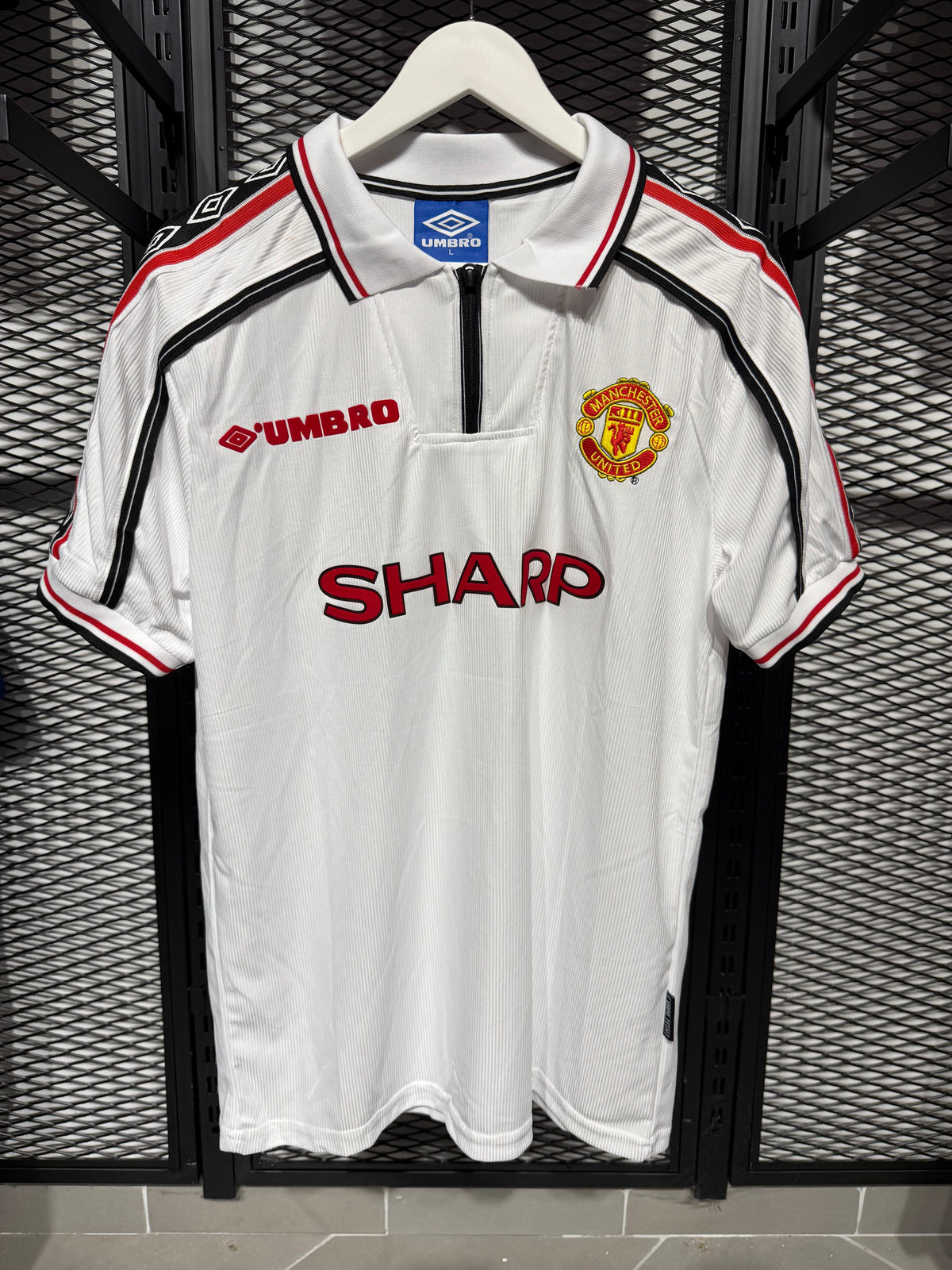 Beckham 7 Man utd 98/99 White