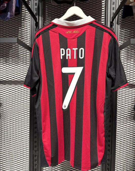 Milan 2009/10 Pato 7