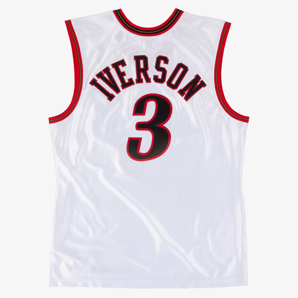Allen Iverson Philadelphia 76ers 2001-02 White